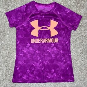 Girls Under Armour Loose Fit HeatGear Short Sleeve Athletic Top Size YSM